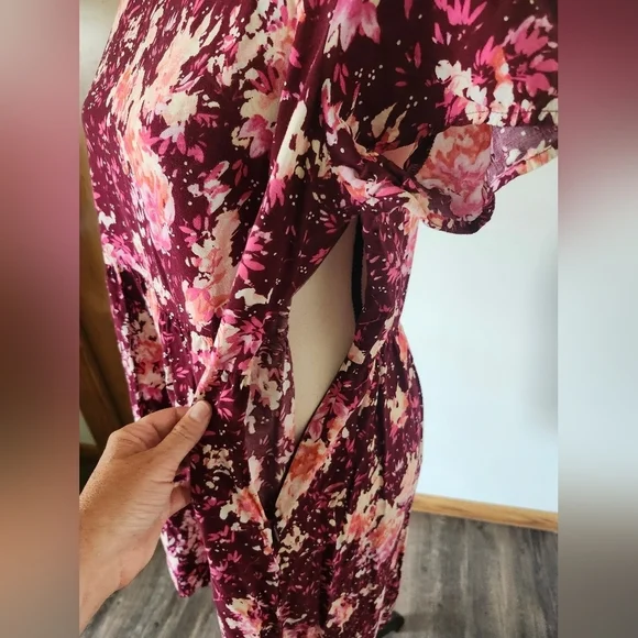 Old Navy Burgundy and Pink Floral Dress - Picture 5 of 6